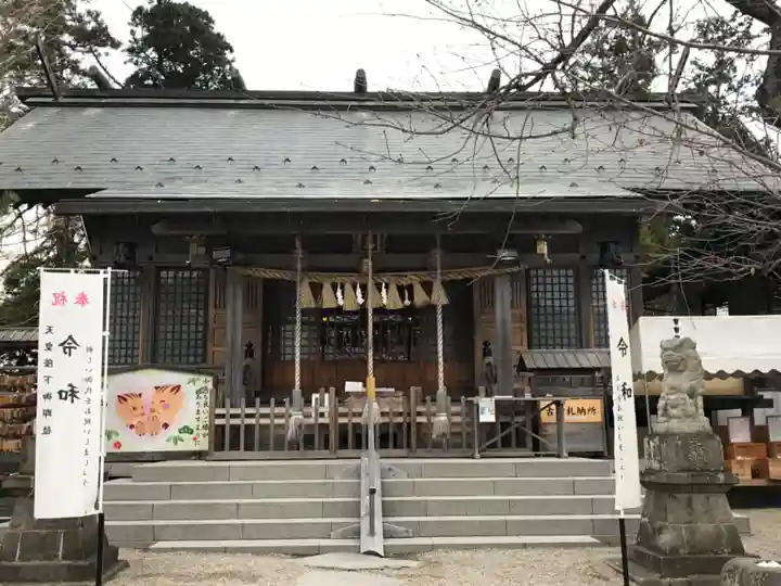 二柱神社の本殿・本堂