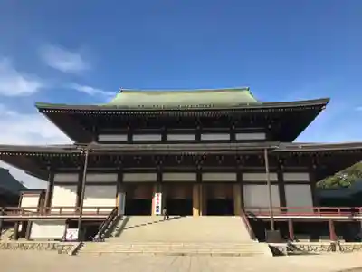 成田山新勝寺の本殿・本堂