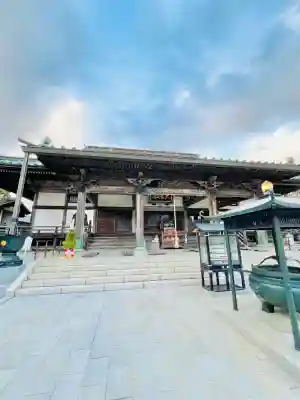 大聖寺（土浦大師不動尊）の{uncategorized: "未分類", other: "その他", undefined: "問題あり", building: "その他建物", grave: "お墓", sacred_gate: "鳥居", guardian: "狛犬", statue: "像", buddha: "仏像", history: "歴史", nature: "自然", garden: "庭園", animal: "動物", pagoda: "塔", temizu: "手水舎", mountain_gate: "山門・神門", sanctuary: "本殿・本堂", subordinate: "末社・摂社", art: "芸術", scenery: "景色", jizo: "地蔵", ema: "絵馬", goshuin: "御朱印", omikuji: "おみくじ", items: "授与品その他", amulet: "お守り", goshuincho: "御朱印帳", eats: "食事", festival: "お祭り", votive_dance: "神楽", shichigosan: "七五三参", wedding: "結婚式", experience: "体験その他", initially: "初詣", around: "周辺", anti_infection: "感染症対策"}