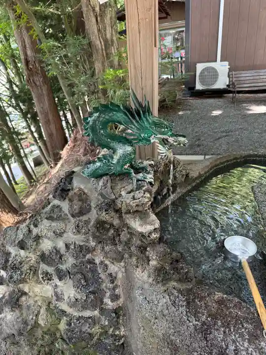 新倉富士浅間神社(山梨県)