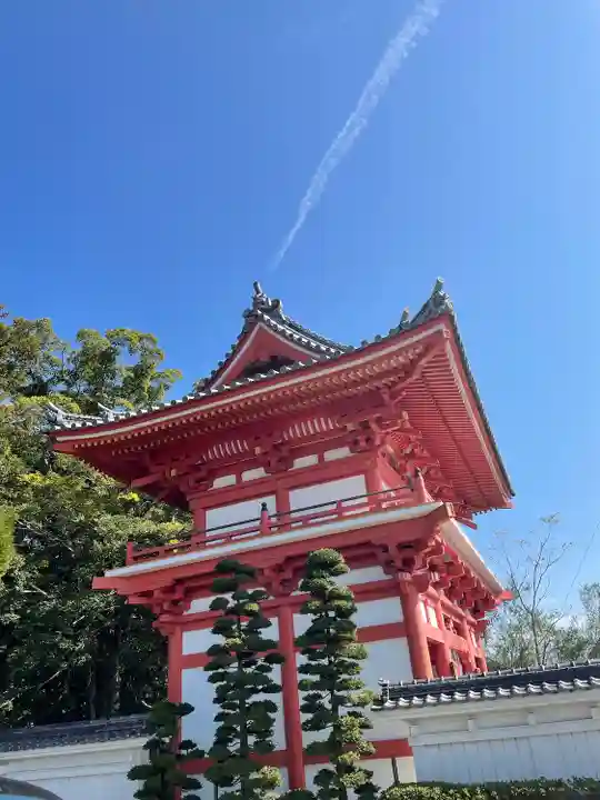 金泉寺の山門・神門