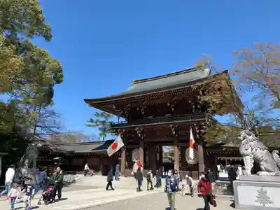 寒川神社の山門・神門