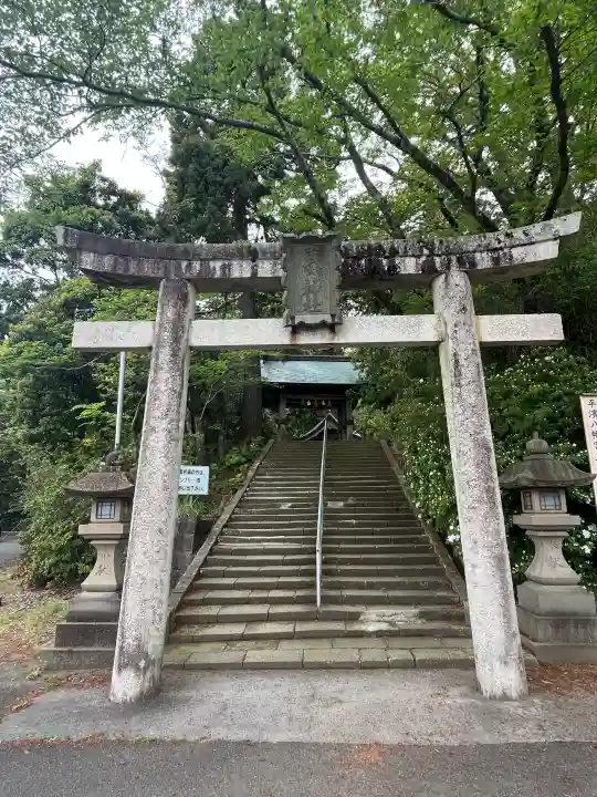 平濱八幡宮の{uncategorized: "未分類", other: "その他", undefined: "問題あり", building: "その他建物", grave: "お墓", sacred_gate: "鳥居", guardian: "狛犬", statue: "像", buddha: "仏像", history: "歴史", nature: "自然", garden: "庭園", animal: "動物", pagoda: "塔", temizu: "手水舎", mountain_gate: "山門・神門", sanctuary: "本殿・本堂", subordinate: "末社・摂社", art: "芸術", scenery: "景色", jizo: "地蔵", ema: "絵馬", goshuin: "御朱印", omikuji: "おみくじ", items: "授与品その他", amulet: "お守り", goshuincho: "御朱印帳", eats: "食事", festival: "お祭り", votive_dance: "神楽", shichigosan: "七五三参", wedding: "結婚式", experience: "体験その他", initially: "初詣", around: "周辺", anti_infection: "感染症対策"}