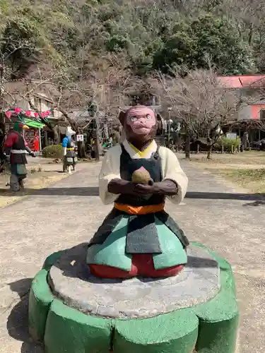 桃太郎神社の狛犬