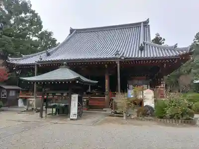 久米寺の本殿・本堂