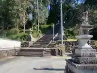 豊受大神社の{uncategorized: "未分類", other: "その他", undefined: "問題あり", building: "その他建物", grave: "お墓", sacred_gate: "鳥居", guardian: "狛犬", statue: "像", buddha: "仏像", history: "歴史", nature: "自然", garden: "庭園", animal: "動物", pagoda: "塔", temizu: "手水舎", mountain_gate: "山門・神門", sanctuary: "本殿・本堂", subordinate: "末社・摂社", art: "芸術", scenery: "景色", jizo: "地蔵", ema: "絵馬", goshuin: "御朱印", omikuji: "おみくじ", items: "授与品その他", amulet: "お守り", goshuincho: "御朱印帳", eats: "食事", festival: "お祭り", votive_dance: "神楽", shichigosan: "七五三参", wedding: "結婚式", experience: "体験その他", initially: "初詣", around: "周辺", anti_infection: "感染症対策"}