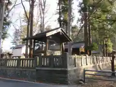 筑摩神社の建物その他