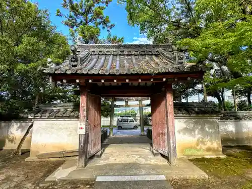 相楽神社の山門・神門