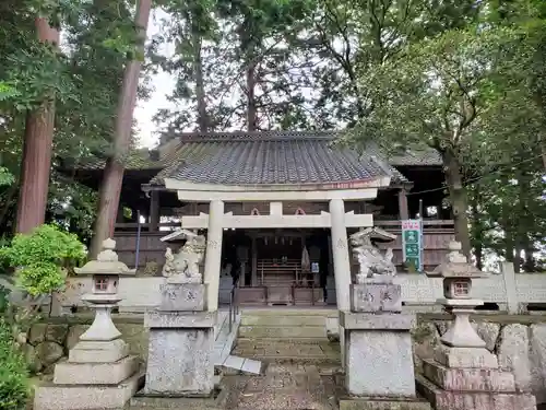 立志神社の本殿