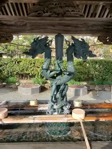 本覚寺の手水舎