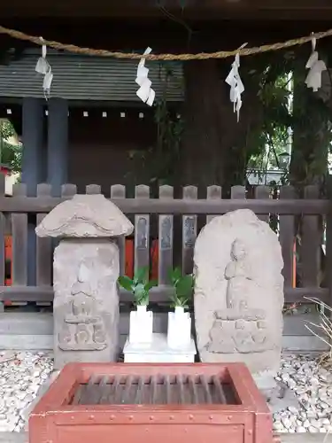 松庵稲荷神社の仏像