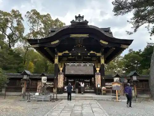 豊国神社の{uncategorized: "未分類", other: "その他", undefined: "問題あり", building: "その他建物", grave: "お墓", sacred_gate: "鳥居", guardian: "狛犬", statue: "像", buddha: "仏像", history: "歴史", nature: "自然", garden: "庭園", animal: "動物", pagoda: "塔", temizu: "手水舎", mountain_gate: "山門・神門", sanctuary: "本殿・本堂", subordinate: "末社・摂社", art: "芸術", scenery: "景色", jizo: "地蔵", ema: "絵馬", goshuin: "御朱印", omikuji: "おみくじ", items: "授与品その他", amulet: "お守り", goshuincho: "御朱印帳", eats: "食事", festival: "お祭り", votive_dance: "神楽", shichigosan: "七五三参", wedding: "結婚式", experience: "体験その他", initially: "初詣", around: "周辺", anti_infection: "感染症対策"}