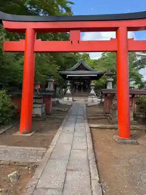 竹中稲荷神社(吉田神社末社)の{uncategorized: "未分類", other: "その他", undefined: "問題あり", building: "その他建物", grave: "お墓", sacred_gate: "鳥居", guardian: "狛犬", statue: "像", buddha: "仏像", history: "歴史", nature: "自然", garden: "庭園", animal: "動物", pagoda: "塔", temizu: "手水舎", mountain_gate: "山門・神門", sanctuary: "本殿・本堂", subordinate: "末社・摂社", art: "芸術", scenery: "景色", jizo: "地蔵", ema: "絵馬", goshuin: "御朱印", omikuji: "おみくじ", items: "授与品その他", amulet: "お守り", goshuincho: "御朱印帳", eats: "食事", festival: "お祭り", votive_dance: "神楽", shichigosan: "七五三参", wedding: "結婚式", experience: "体験その他", initially: "初詣", around: "周辺", anti_infection: "感染症対策"}