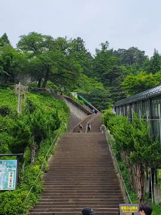 円通三匝堂(さざえ堂)のその他建物