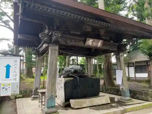 小室浅間神社の手水舎