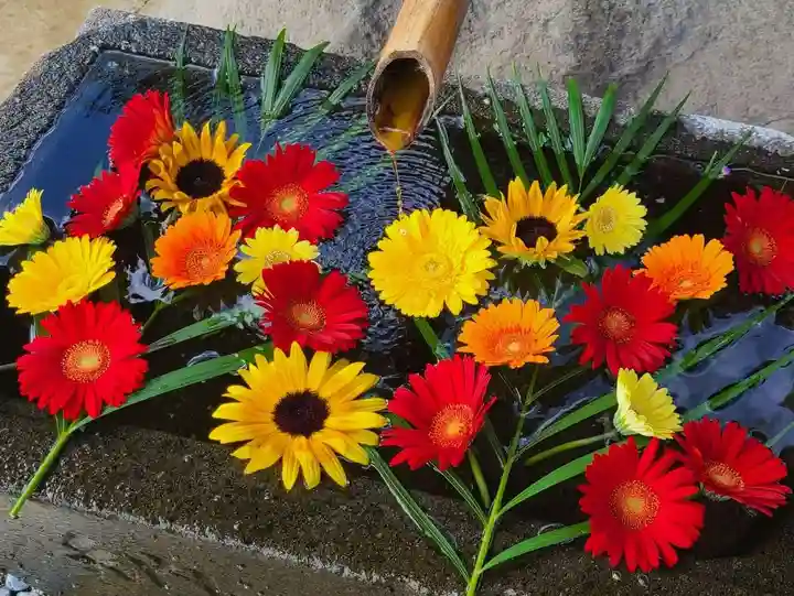 差出磯大嶽山神社 仕事と健康と厄よけの神さま(山梨県)