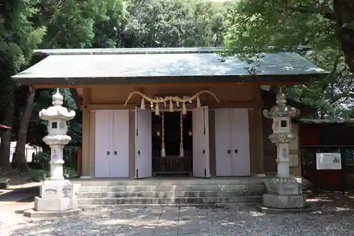 前原御嶽神社の本殿・本堂