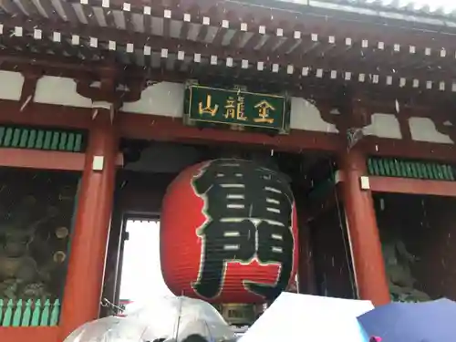 浅草寺の山門・神門