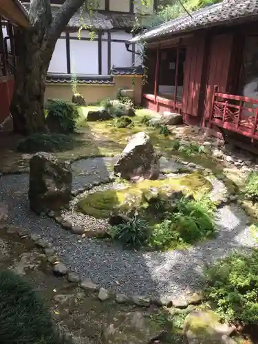 十輪寺の庭園