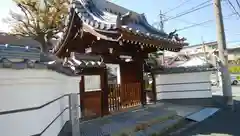 十萬寺の山門