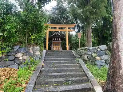 大行事社（大神神社末社）の{uncategorized: "未分類", other: "その他", undefined: "問題あり", building: "その他建物", grave: "お墓", sacred_gate: "鳥居", guardian: "狛犬", statue: "像", buddha: "仏像", history: "歴史", nature: "自然", garden: "庭園", animal: "動物", pagoda: "塔", temizu: "手水舎", mountain_gate: "山門・神門", sanctuary: "本殿・本堂", subordinate: "末社・摂社", art: "芸術", scenery: "景色", jizo: "地蔵", ema: "絵馬", goshuin: "御朱印", omikuji: "おみくじ", items: "授与品その他", amulet: "お守り", goshuincho: "御朱印帳", eats: "食事", festival: "お祭り", votive_dance: "神楽", shichigosan: "七五三参", wedding: "結婚式", experience: "体験その他", initially: "初詣", around: "周辺", anti_infection: "感染症対策"}