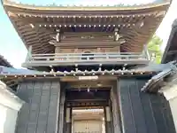 普門寺の山門・神門