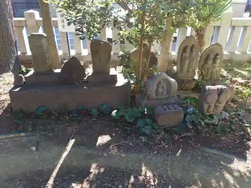 倉賀野神社の仏像