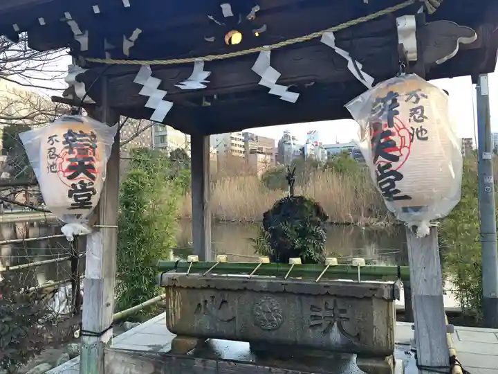 寛永寺不忍池弁天堂の手水舎