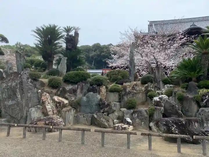 粉河寺の庭園