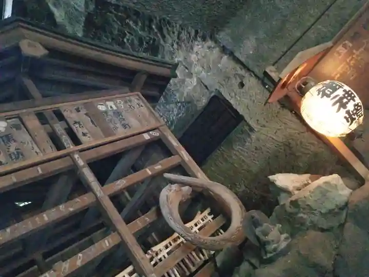 銭洗弁財天宇賀福神社のその他建物