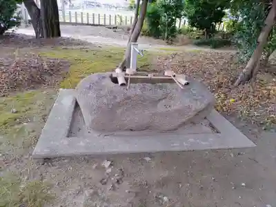 浪寄社の手水舎