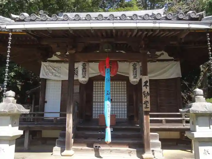 東大寺 不動堂の本殿・本堂