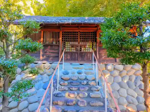 神明社荒神社（萩原町串作）の本殿・本堂