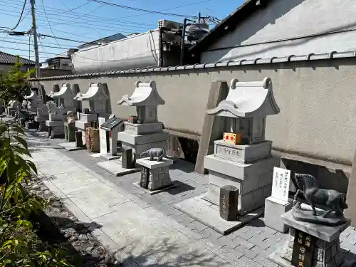 甲斐奈神社の末社・摂社