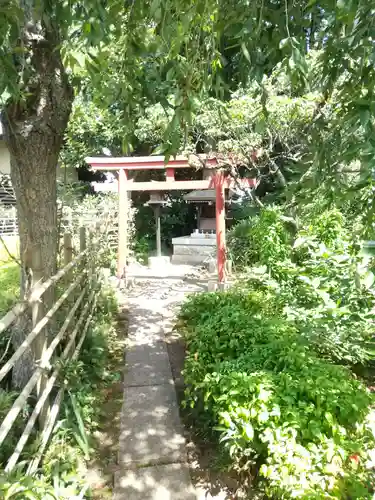 宝蔵寺の鳥居