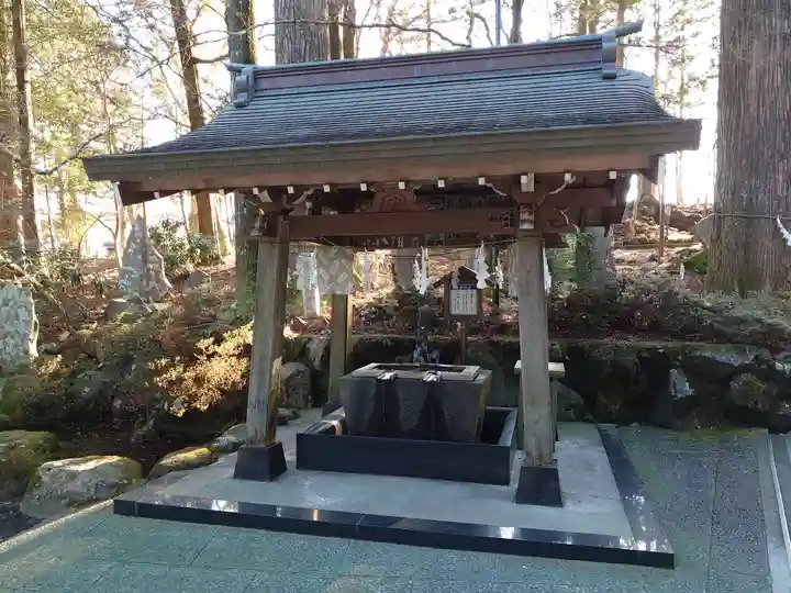 富士山東口本宮 冨士浅間神社の手水舎
