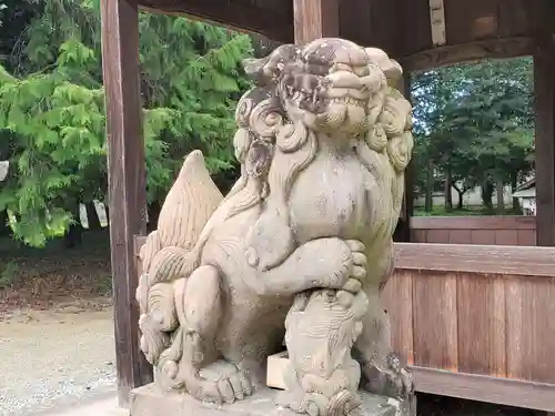 八幡神社の狛犬