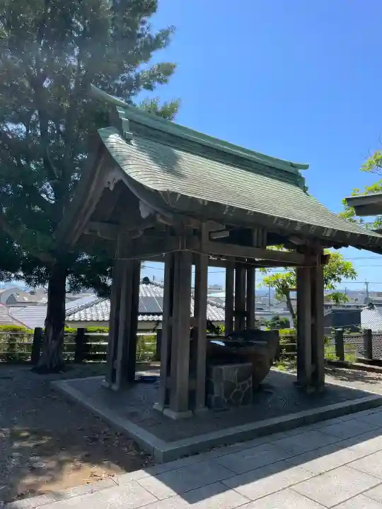 八幡神社の{uncategorized: "未分類", other: "その他", undefined: "問題あり", building: "その他建物", grave: "お墓", sacred_gate: "鳥居", guardian: "狛犬", statue: "像", buddha: "仏像", history: "歴史", nature: "自然", garden: "庭園", animal: "動物", pagoda: "塔", temizu: "手水舎", mountain_gate: "山門・神門", sanctuary: "本殿・本堂", subordinate: "末社・摂社", art: "芸術", scenery: "景色", jizo: "地蔵", ema: "絵馬", goshuin: "御朱印", omikuji: "おみくじ", items: "授与品その他", amulet: "お守り", goshuincho: "御朱印帳", eats: "食事", festival: "お祭り", votive_dance: "神楽", shichigosan: "七五三参", wedding: "結婚式", experience: "体験その他", initially: "初詣", around: "周辺", anti_infection: "感染症対策"}