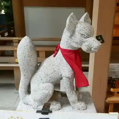 福徳神社（芽吹稲荷）の狛犬