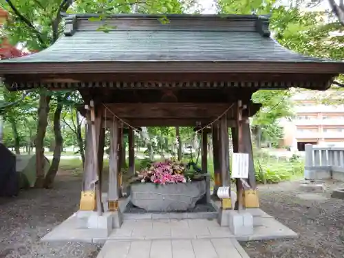 彌彦神社　(伊夜日子神社)の手水