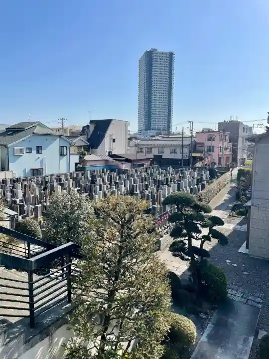雪峰院の{uncategorized: "未分類", other: "その他", undefined: "問題あり", building: "その他建物", grave: "お墓", sacred_gate: "鳥居", guardian: "狛犬", statue: "像", buddha: "仏像", history: "歴史", nature: "自然", garden: "庭園", animal: "動物", pagoda: "塔", temizu: "手水舎", mountain_gate: "山門・神門", sanctuary: "本殿・本堂", subordinate: "末社・摂社", art: "芸術", scenery: "景色", jizo: "地蔵", ema: "絵馬", goshuin: "御朱印", omikuji: "おみくじ", items: "授与品その他", amulet: "お守り", goshuincho: "御朱印帳", eats: "食事", festival: "お祭り", votive_dance: "神楽", shichigosan: "七五三参", wedding: "結婚式", experience: "体験その他", initially: "初詣", around: "周辺", anti_infection: "感染症対策"}