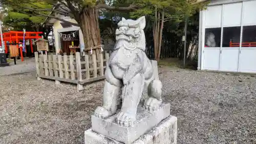 湯倉神社の狛犬