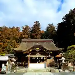 小國神社の本殿