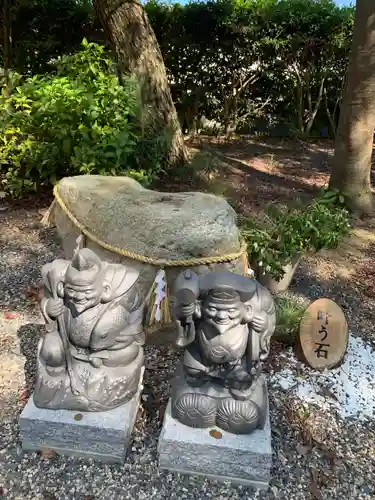 彌都加伎神社の像