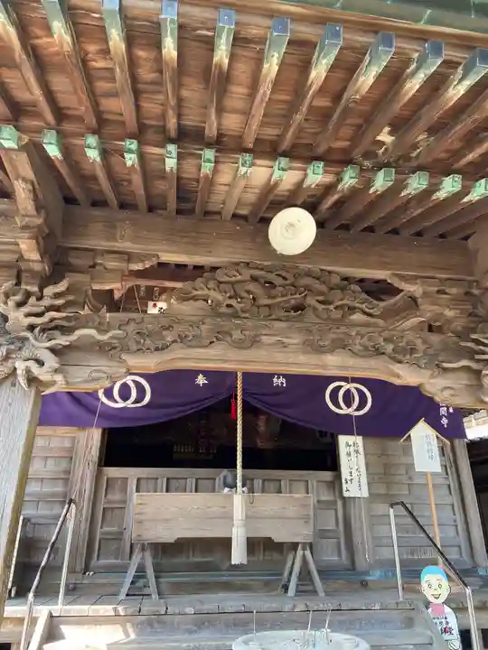 種間寺の本殿・本堂