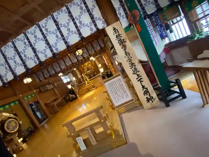 札幌諏訪神社の本殿・本堂