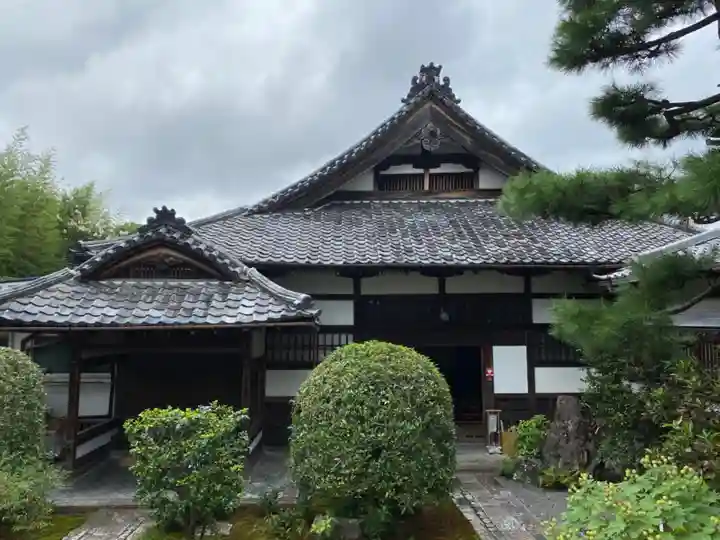 養徳院の本殿・本堂
