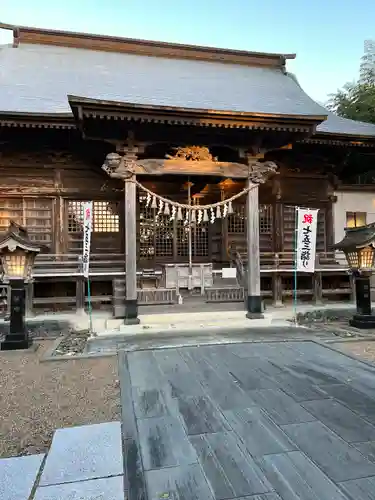 鳥屋神社の本殿・本堂