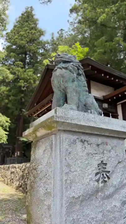 諏訪大社下社春宮(長野県)