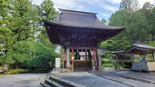 北口本宮冨士浅間神社の手水舎